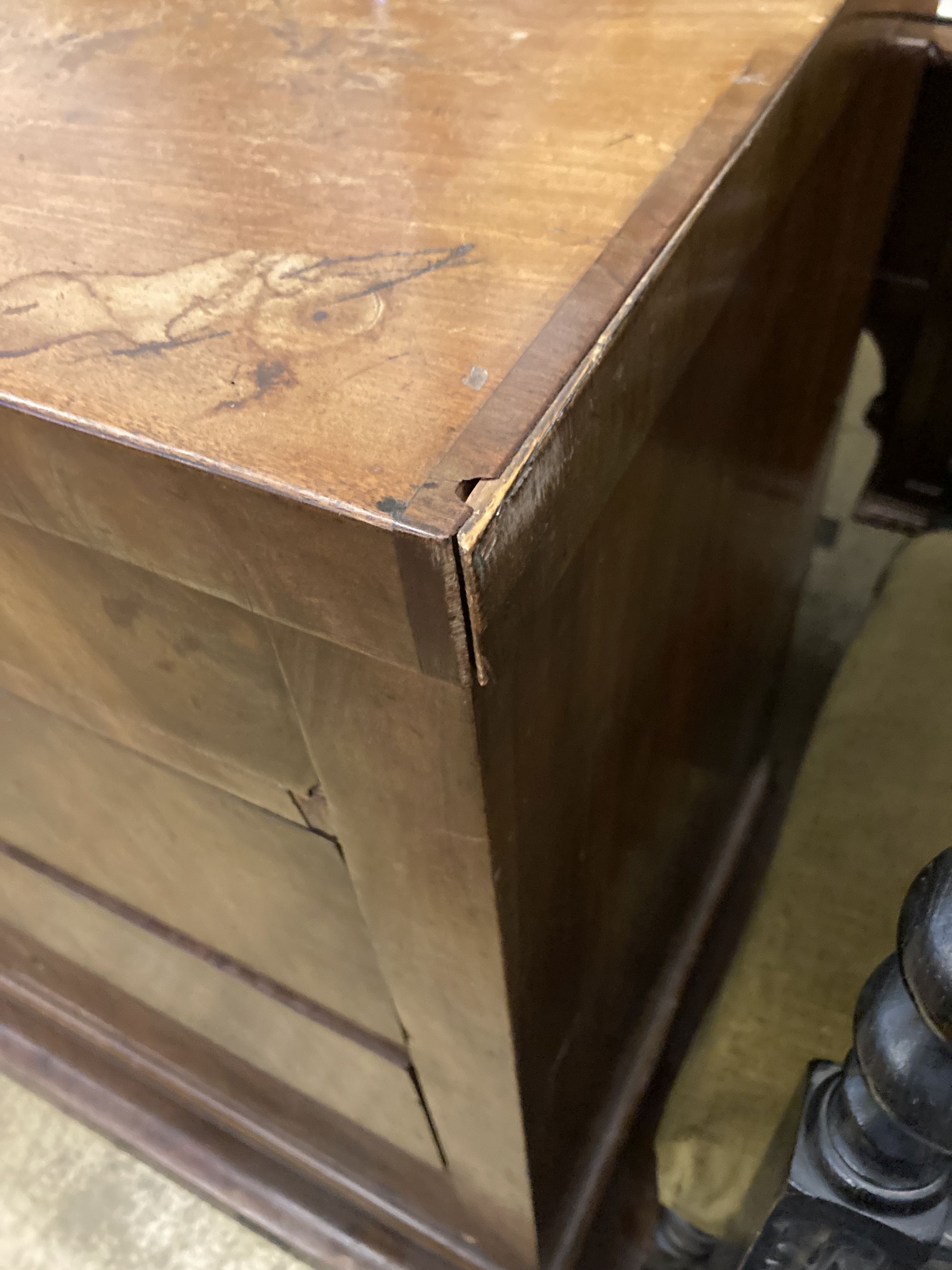 A late 19th century French mahogany commode, width 82cm, depth 47cm, height 85cm